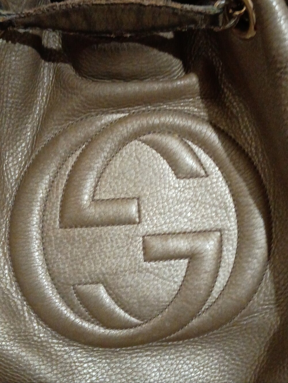 Gold Leather Shoulder Bag with Tassel Chain Strap - Picture 3 of 16